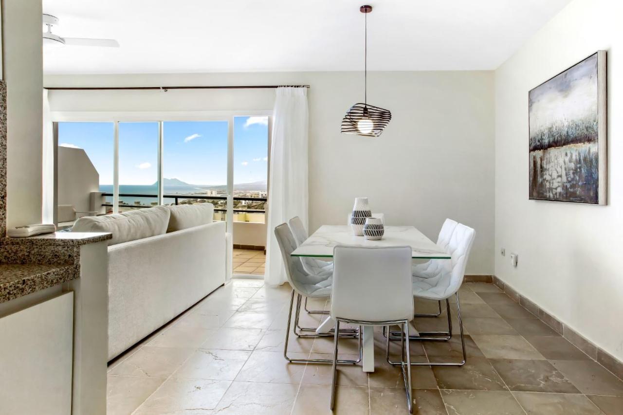 Manilva Townhouse With Spectacular Views Of Gibraltar Villa ภายนอก รูปภาพ
